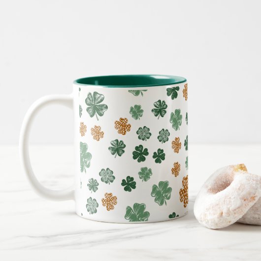 St. Patrick's Day Green Orange Kleeblatt Creative Zweifarbige Tasse (Mit Donut)