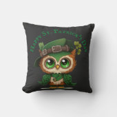 St. Patrick's Day Green Owl Kissen (Vorderseite)