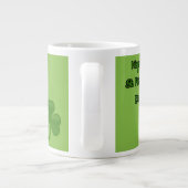 St. Patrick's Day, Grüne Clovers, Lucky Clovers Jumbo-Tasse (Rückseite)