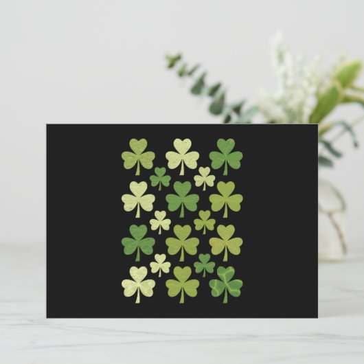 St Patrick's Day Heart Lucky Clover Kleeblatt Einladung (Stehend Vorderseite)