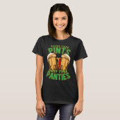 St. Patrick's Day hebt eure Gläser, lasst eure Sch T-Shirt (Vorne ganz)