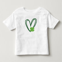 St. Patrick's Day Herz-Design T-Shirt