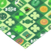 St. Patrick's Day Icons Nahtloses Muster Tischdecke (Schrägansicht)