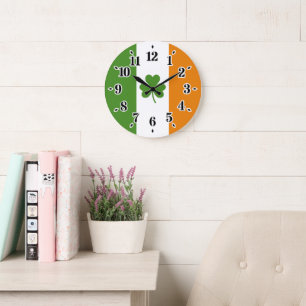 St Patrick's Day Irish Flag mit Kleeblatt Clover Große Wanduhr