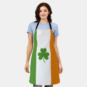 St Patrick's Day Irish Flag mit Kleeblatt Clover Schürze (Getragen)