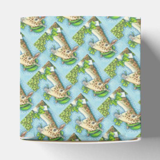 ST. PATRICK'S DAY IRISH GIRAFFE, CLASSIC FAVOR BOX GESCHENKSCHACHTEL (Oben)