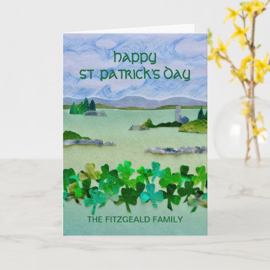 St Patrick's Day Irish Landscape Personalisiert Karte (Gelbe Blume)