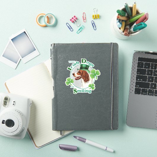 St. Patrick's Day Irish Red & White Setter Vinyl Aufkleber (iPad Hülle)