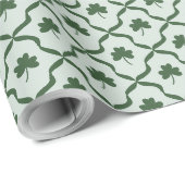 St. Patrick's Day Klassisches Grünes Kleeblatt-Git Geschenkpapier (Rolleneckpunkt)
