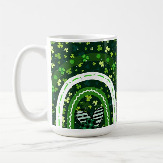 St. Patrick's Day Kleeblatt and Heart Design Kaffeetasse (Links)