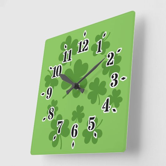St Patrick's Day Kleeblatt Clover Pattern Quadratische Wanduhr (Winkel)