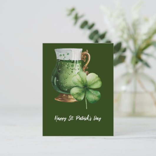 St. Patrick's Day Kleeblatt Clover und Bierpuppe Postkarte (Stehend Vorderseite)