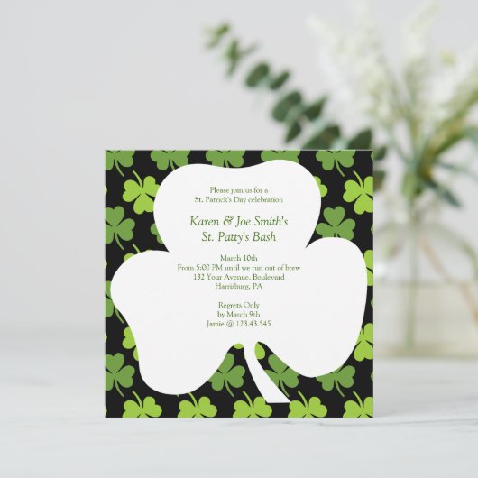 St. Patrick's Day Kleeblatt Feierliches Irish Chee Einladung (Stehend Vorderseite)