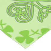 St. Patrick's Day Kleeblatt Green Tischdecke (Schrägansicht)