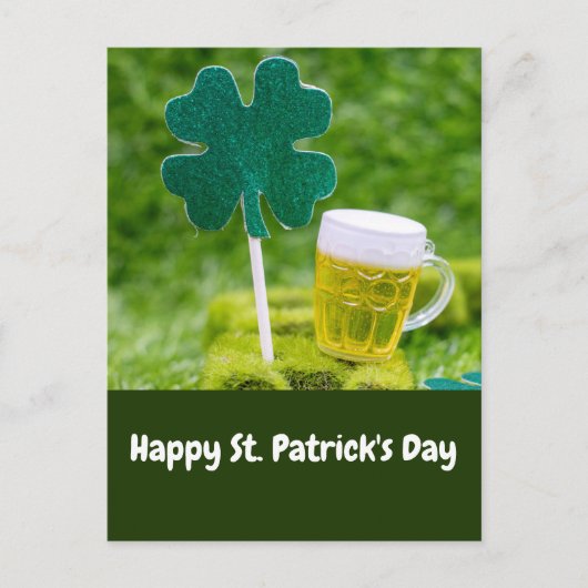 St. Patrick's Day Kleeblatt Klee und Bier Postkarte (Vorderseite)