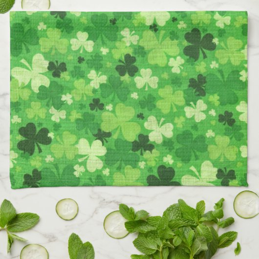 St. Patrick's Day Kleeblatt Küche Handtuch (Gefaltet)