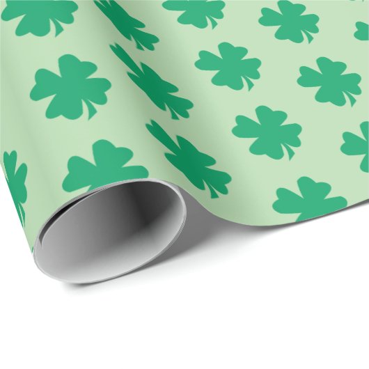 St Patrick's Day Kleeblatt Muster Green Leaf 2025 Geschenkpapier (Rolleneckpunkt)
