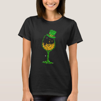 St Patrick's Day Kleeblatt Weinglas für Frauen T-Shirt