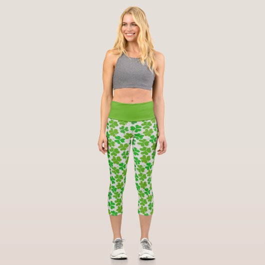 St. Patrick's Day - Kleeblätter mit viel Glück Capri Leggings (Vorderseite)