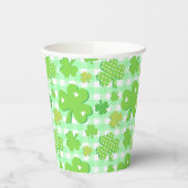 St Patrick's Day Kleeblatts und Gingham Pattern Pappbecher (Links)