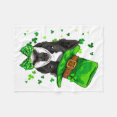 St Patricks Day Kobold Boston Terrier Shamrock Fleecedecke (Vorderseite (Horizontal))