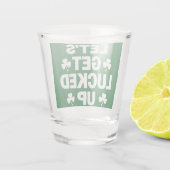 St. Patrick's Day Lassen Sie uns die irische Klee Schnapsglas (Rückseite)