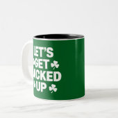 St. Patrick's Day Lassen Sie uns die irische Klee  Zweifarbige Tasse (Vorderseite Links)