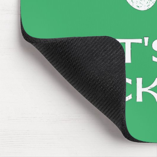 St. Patrick's Day Lasst uns glücklich werden Mousepad (Ecke)