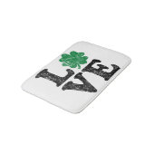 St Patrick's Day LIEBE Kleeblatt Irish Badematte (Schrägansicht)