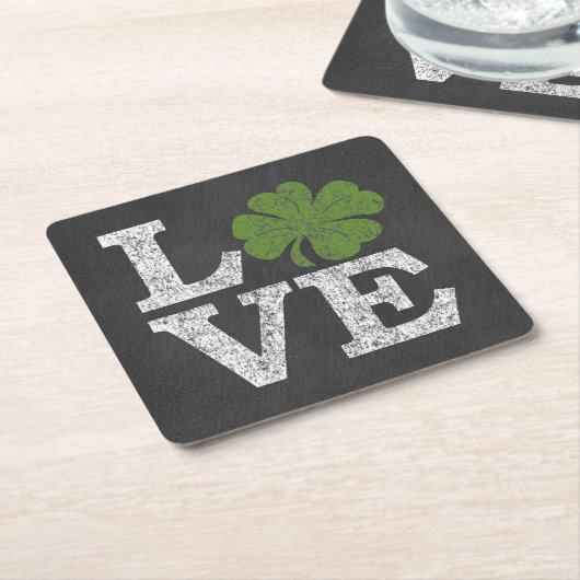 St Patricks Day LIEBE mit Kleeblatt Rechteckiger Pappuntersetzer (angewinkelt)