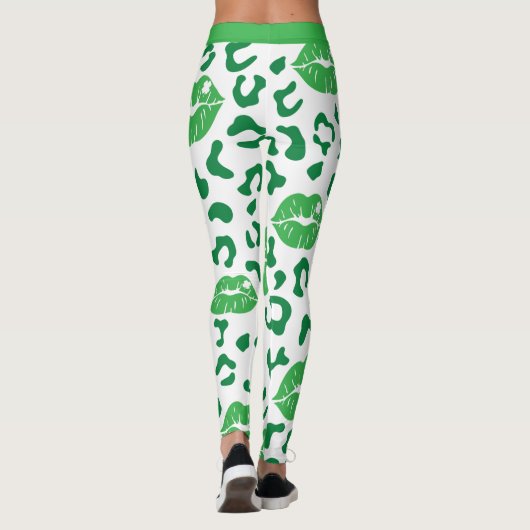 St. Patrick's Day Lips Kiss Green Kleeblatt Clover Leggings (Rückseite)