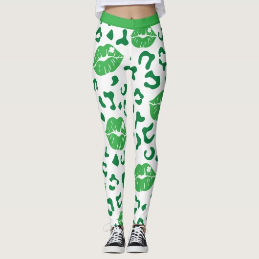 St. Patrick's Day Lips Kiss Green Kleeblatt Clover Leggings (Vorderseite)