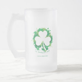 St. Patrick's Day. Lucky Clover Weiße Silhouette. Mattglas Bierglas