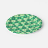 St. Patrick's Day Lucky Green Kleeblatt Clover Pappteller (Schrägansicht)