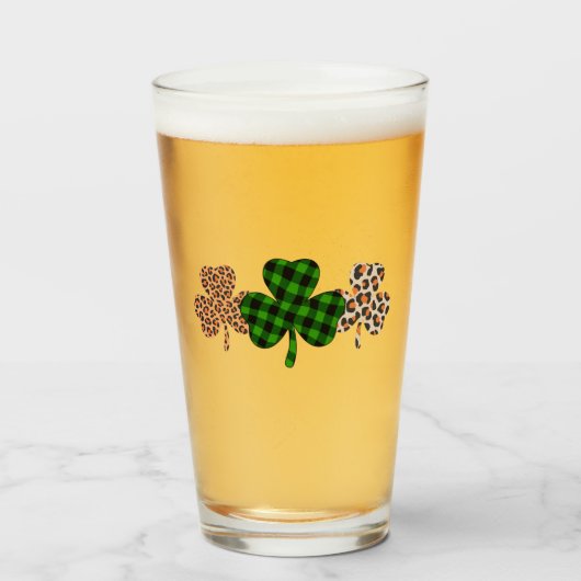 St Patricks Day Lucky Irish Green Kariert Kleeblat Glas (Vorne (Gefüllt))