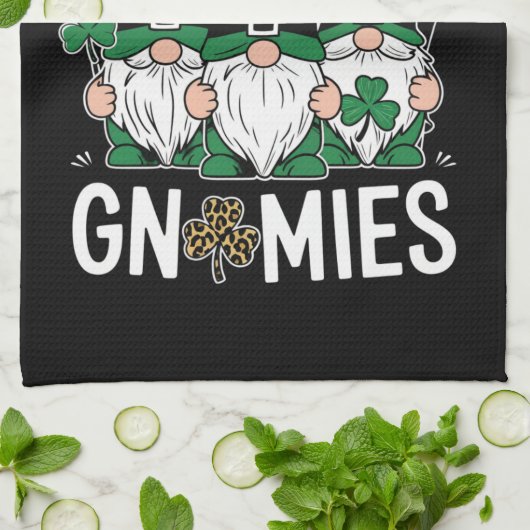 St Patricks Day Lucky Kleeblatt Leopard Gnomes Geschirrtuch (Gefaltet)