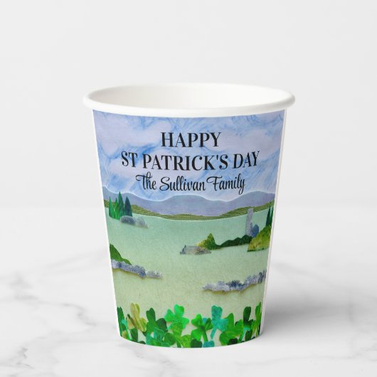 St Patrick's Day Lucky Kleeblatt Personalisiert Pappbecher (Rückseite)