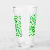St Patrick's Day Lucky Shamrocks Confetti Pattern Glas (Rechts)