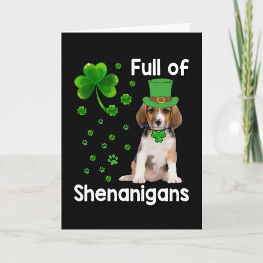 St. Patrick's Day Lucky Shenanigan Beagle Dog Karte (Vorderseite)