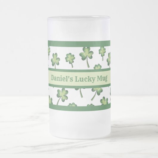 St. Patrick's Day Lucky Tasse Mattierter Bierstein (Mittel)