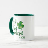 St. Patrick's Day Monogram I Feel Lucky, Shamrock Tasse (Vorderseite Links)