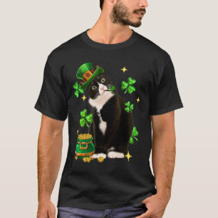 St Patricks Day Niedlich Tuxedo Cat Kleeblatt Iris T-Shirt
