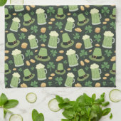 St Patricks Day Pattern Dark Green Cheers Shamrock Geschirrtuch (Gefaltet)