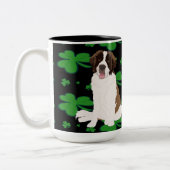 St. Patrick's Day Saint Bernard Zweifarbige Tasse (Links)