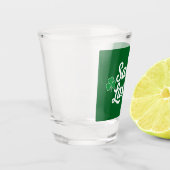 St Patricks Day Sassy Lassie Funny Irish Schnapsglas (Links)
