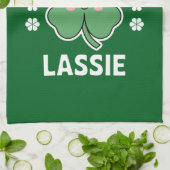 St Patricks Day Sassy Little Lassie Kids Girl Geschirrtuch (Gefaltet)
