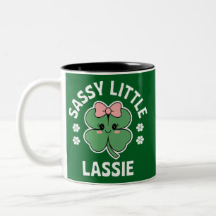 St Patricks Day Sassy Little Lassie Kinder Mädchen Zweifarbige Tasse