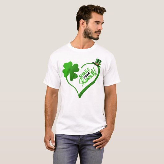 St. Patrick's Day Schütteln Sie Ihre Kleeblätter T-Shirt (Vorne ganz)