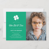 St. Patrick's Day Shamrock Green Photo Birthday Einladung (Vorderseite)