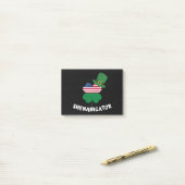 St. Patrick's Day Shenanigator Post-it Klebezettel (Auf Schreibtisch)